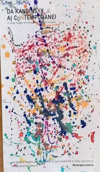 Esplosione di colori: uno degli elaborati realizzato durante il laboratorio al termine della vista alla mostra sull'astrattismo ospitata a Busca fino al 16 gennaio
