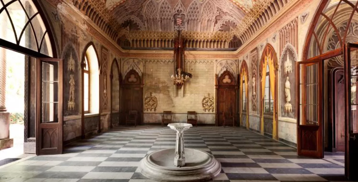 Il salone d'onore del castello del Roccolo