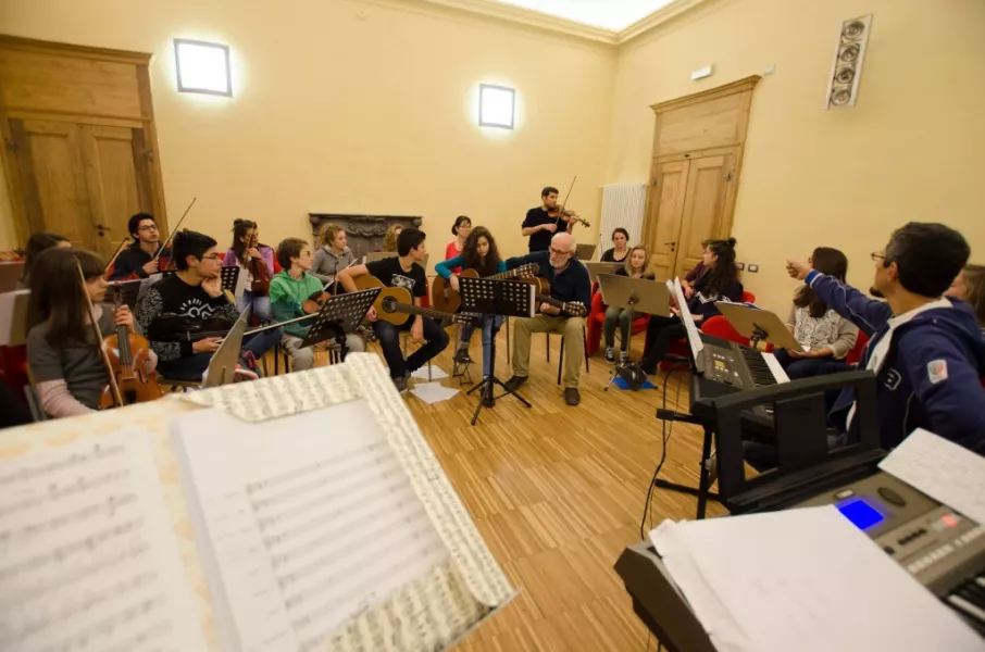 Un momento delle prove d'orchestra del Vivaldi