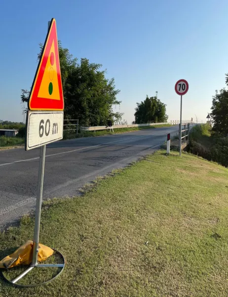 Durante l’apertura del cantiere il traffico si svolgerà a scorrimento alternato regolato da un semaforo