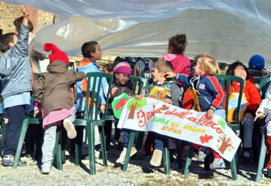 Un momento della Festa dell'albero 2013