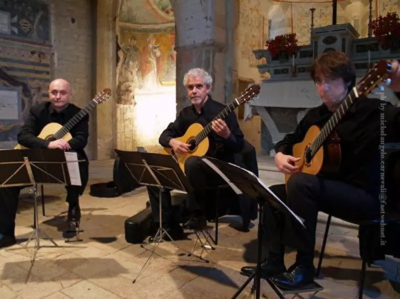 Il Vivaldi Guitar Trio