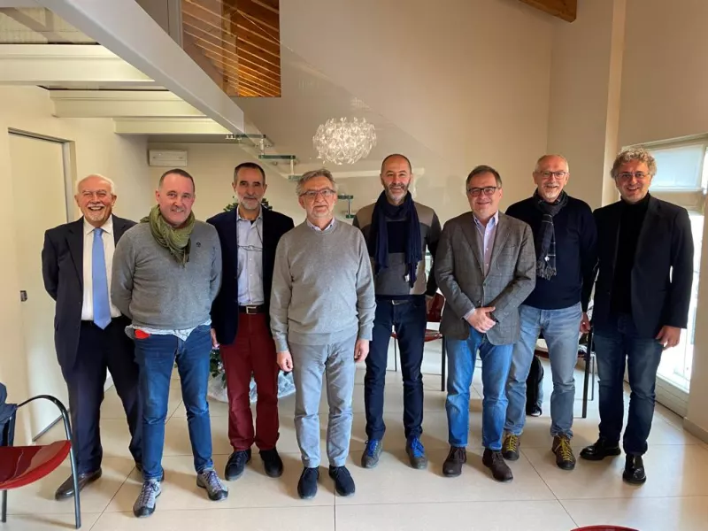 da sinistra a destra: Valerio Carsetti, Marco Marino, Roberto Beltritti, Michele Testa, Alessandro Agnese, Marco Gallo, Gianfranco Ellena, Giuseppe Delfino