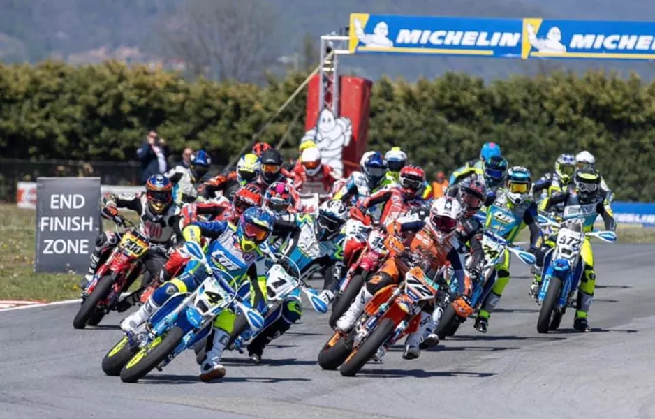 Il circuito internazionale ha ospitato il Gran premio del Piemonte, prova inaugurale del Mondiale di Supermoto