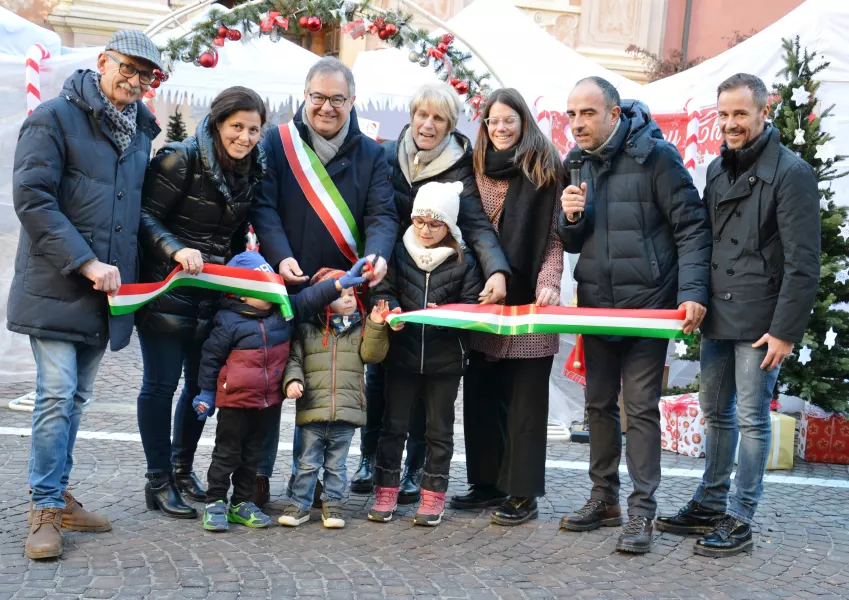 Busca città a misura di bambino propone oggi per tutto il giorno nelle piazze e nelle vie del centro mille occasioni per stare insieme con allegria