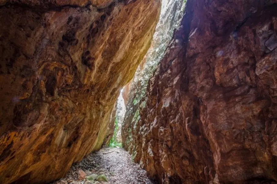 Le  antiche Cave dell'alabastro rosa di Busca