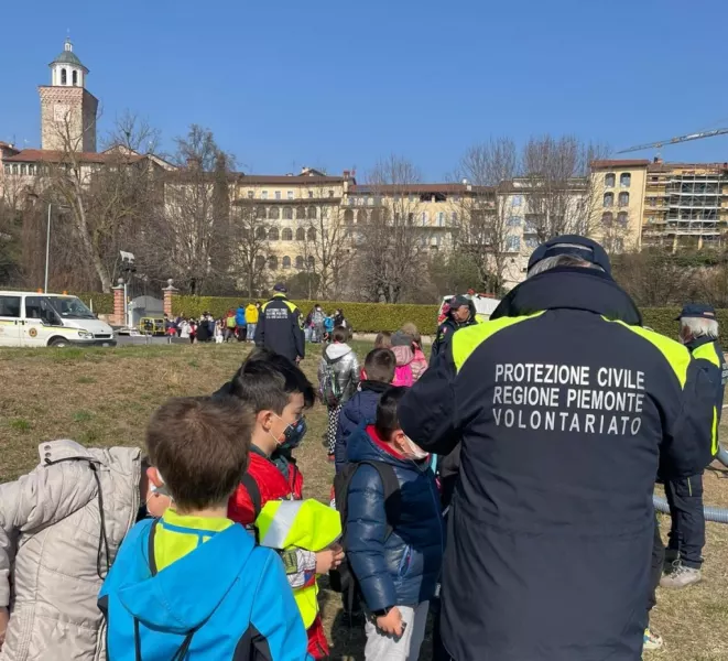 Il Gruppo comunale della Protezione Civile ha incontrato  le classi di quarta della scuola primaria del capoluogo