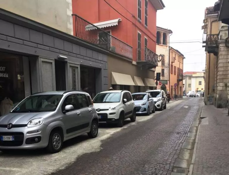 Lunedì prossimo,  28 febbraio, l’Acda, l’azienda che gestisce l’acquedotto cittadino, aprirà il cantiere in via Umberto I per la sostituzione delle vecchie tubature 