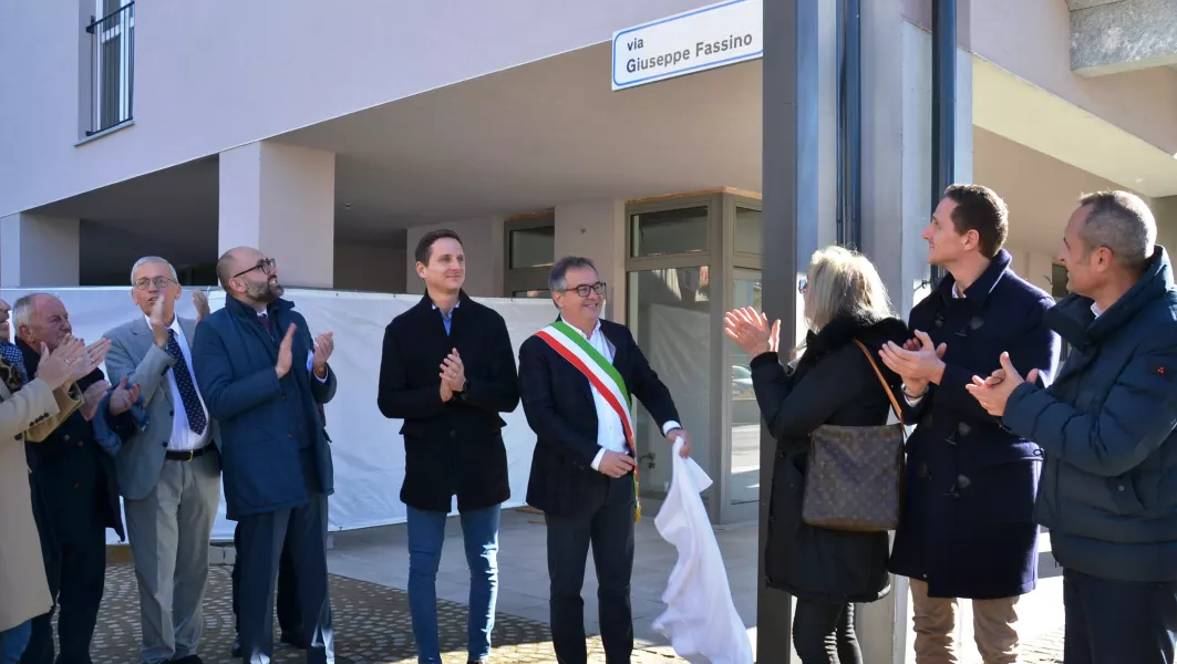 Una strada dedicata al senatore Giuseppe Fassino