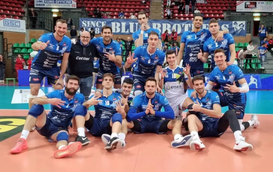 Sabato la Serie A2 del Cuneo Volley , BAM Acqua S.Bernardo Cuneo, si allenerà a Busca a porte aperte