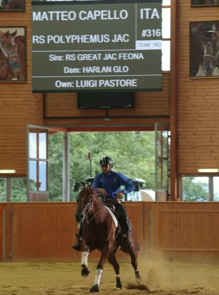 Matteo Capello l'11 agosto scorso durante la sua prova ai campionati mondiali di reining