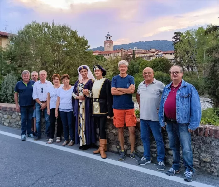 Gli organizzatori, i massari di borgo Biandone e i figuranti