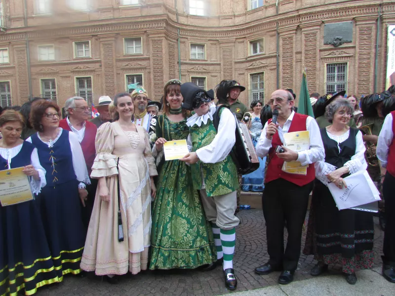 La Bella Antilia e Buscaja alla festa di san Giovanni di Torino