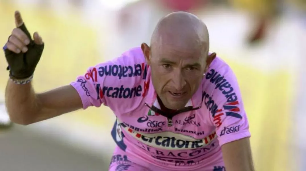 Marco Pantani (Cesena, 13 gennaio 1970 – Rimini, 14 febbraio 2004) è stato un ciclista su strada con caratteristiche di scalatore puro. 46 vittorie in carriera, un Giro d'Italia e un Tour de France vinti nello stesso anno - il 1998 -, medaglia di bronzo ai mondiali in linea del 1995 