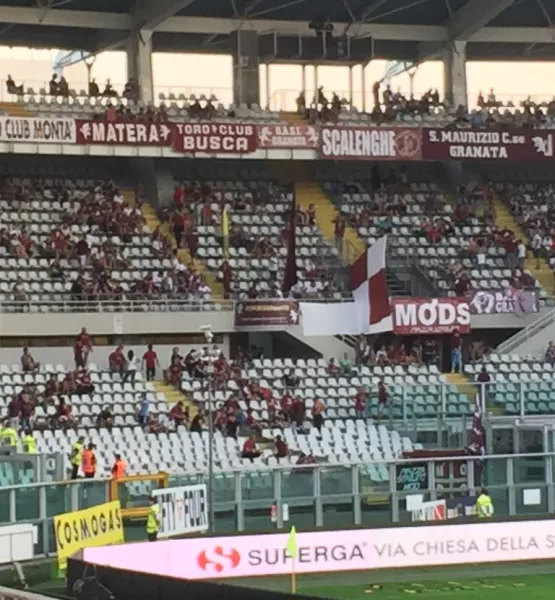 Lo striscione del Toro Club Busca allo stadio Olimpico di Torino, curva Primavera