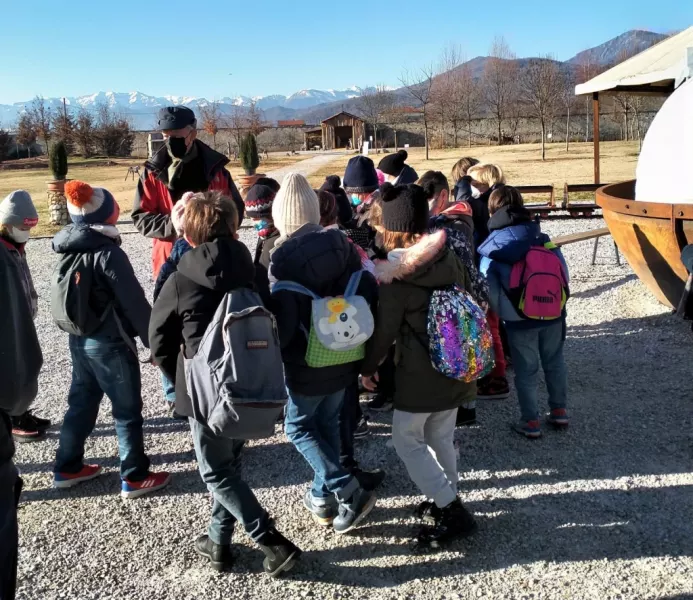 Ieri mattina a Busca è stata ospite la classe III A primaria dell’istituto Sant’Anna di Torino. I bambini hanno visitato il museo e parco Ingenium e la mostra “Da Kandinky ai contemporanei” in  Casa Francotto