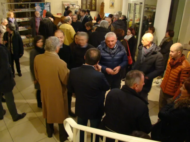 Pubblico all'ingresso