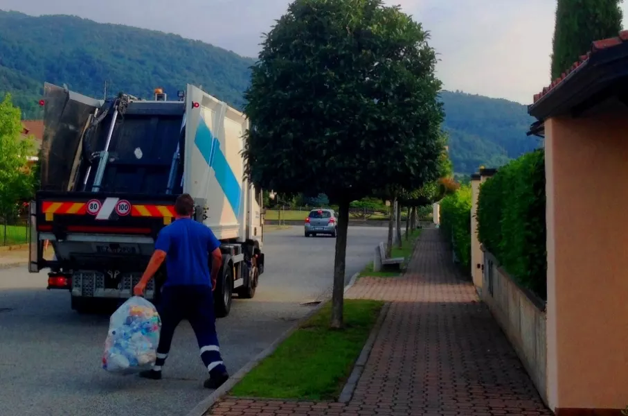 Nel 2017 per la prima volta la bolletta della raccolta rifiuti (Tari) presenterà una diminuzione dell’importo