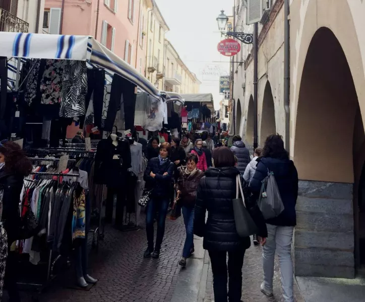 Domani, festa religiosa dell'Epifania, si svolge regolarmente il mercato cittadino settimanale