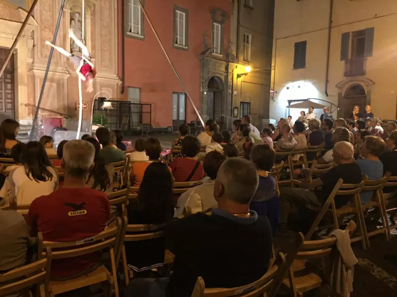 Spettatori in piazza della Rossa per 