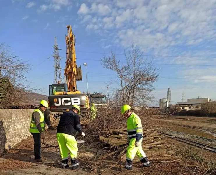 I volontari del gruppo comunale di Protezione civile sempre impegnati in lavori di prevenzione sul territorio 