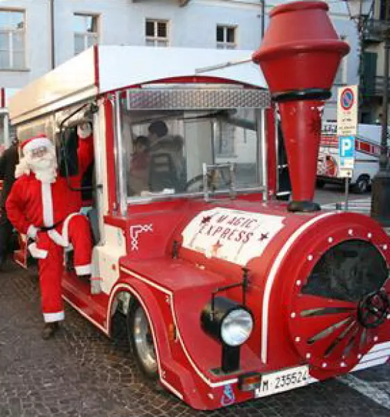 Natale a Busca è la festa dei  bambini e della solidarietà