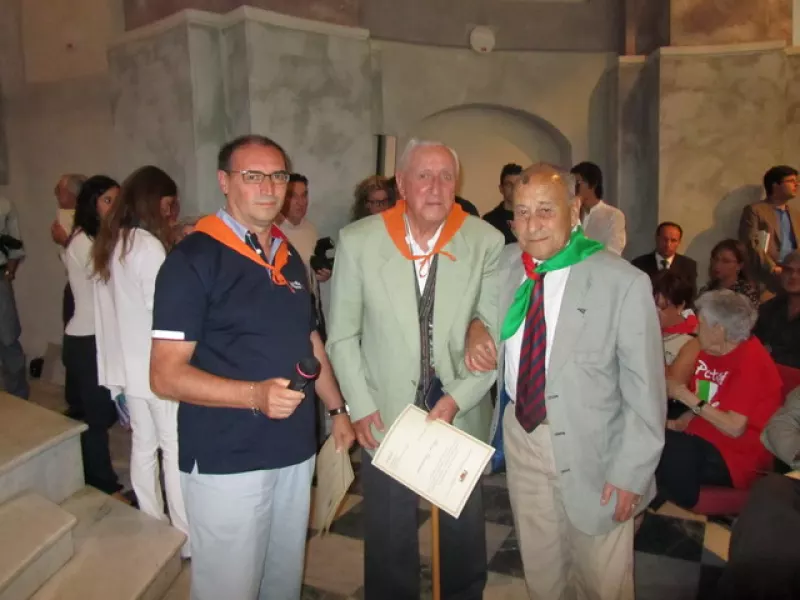 Il presidente Anpi ,Mario Berardo, con i partigiani Giovanni Bocca e Isacco Levi  alla cerimonia di Cuneo del 15 settembre scorso