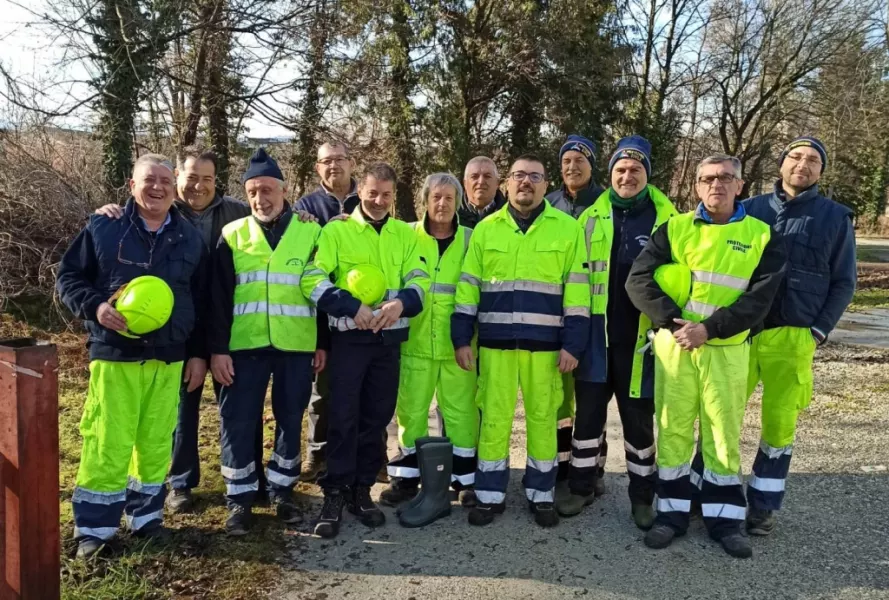  	La Protezione civile di Busca è formata da 23 volontari attivi che svolgono diversi compiti di grande importanza dalla prevenzione delle calamità alla sorveglianza agli inteventi in emergenza 