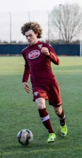 Federico Giraudo con la maglia del Toro