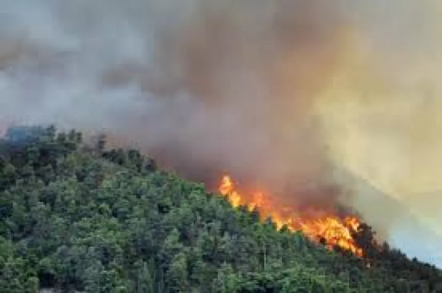 Vietate le azioni che possono determinare anche solo potenzialmente l’innesco di incendio