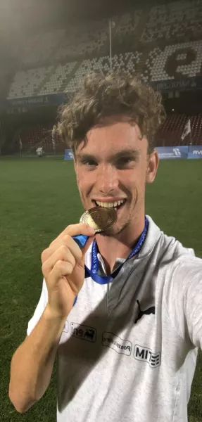 Il calciatore buschese Federico Giraudo medaglia di bronzo con gli azzurri alle Universiadi