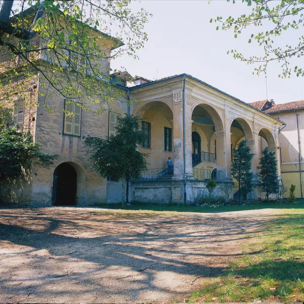 L'Eremo, in una foto di Bruno Pignata  (Buschesi, Fusta Edizioni 2012)