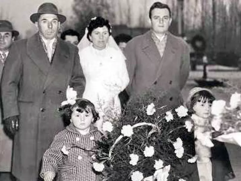 Tre coppie buschesi che si sono sposate nel 1948 festeggiano quest'anno le Nozze di diamante (Foto di repertorio)