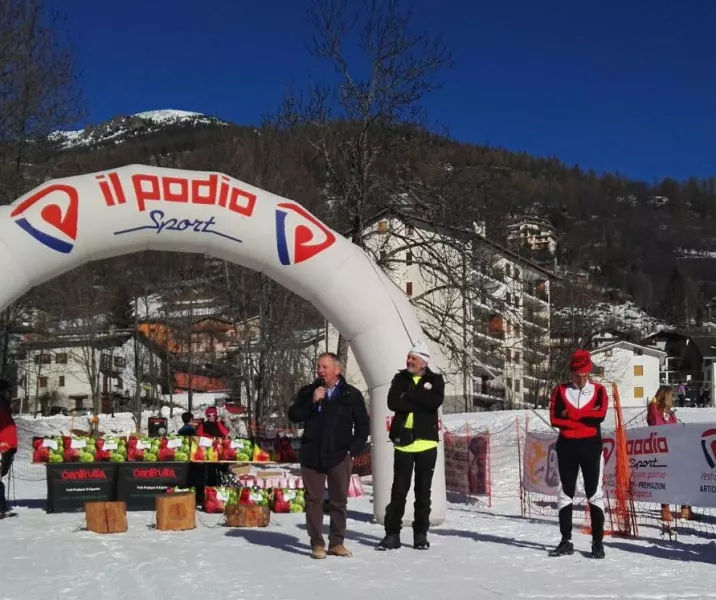 L'assessore allo Sport Gian Franco Ferrero al via del 2° Memorial Orazio Bruna