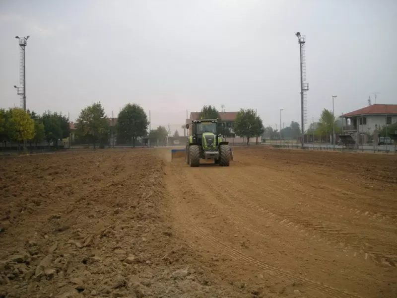 Lavori nei campi da calcio di frazione San Chiaffredo