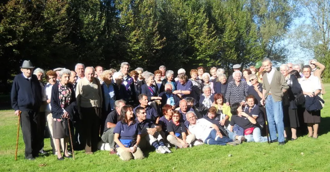 Foto di gruppo alla gita delle cicogne