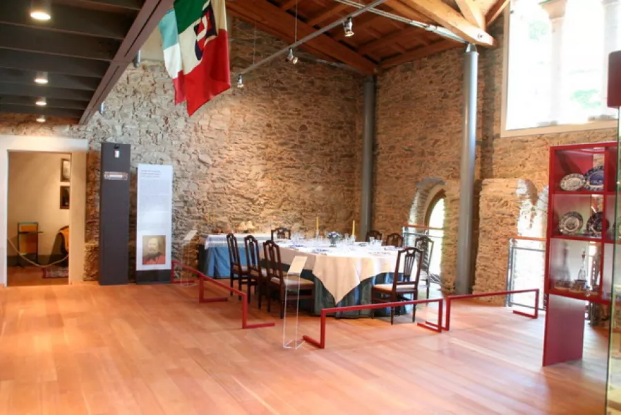 'A tavola nel Risorgimento' è la mostra che inaugura l'apertura dell'ala est del Castello, appena restaurata