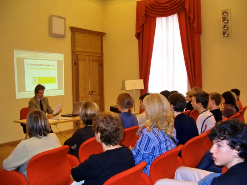 Riunione nell'aula magna con il direttore dell'Istituto, Pier Luigi Barbero,per l'inizio del nuovo anno scolastico