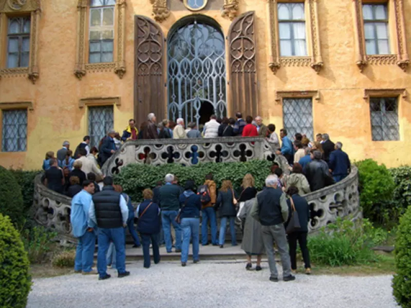 Visitatori al Castello. Domenica 17 giugno Gipo Farassino leggerÃ  Gozzano