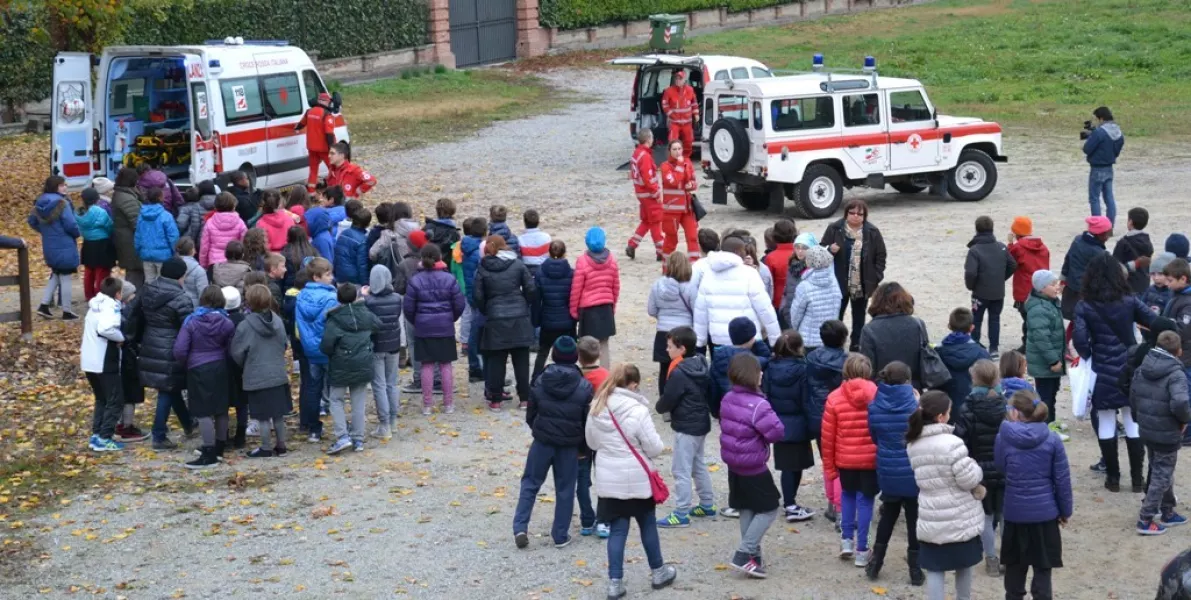 Un momento dell'incontro con la Cri, nella scorsa prima edizione di A.A.A. Piccoli volontari cercansi