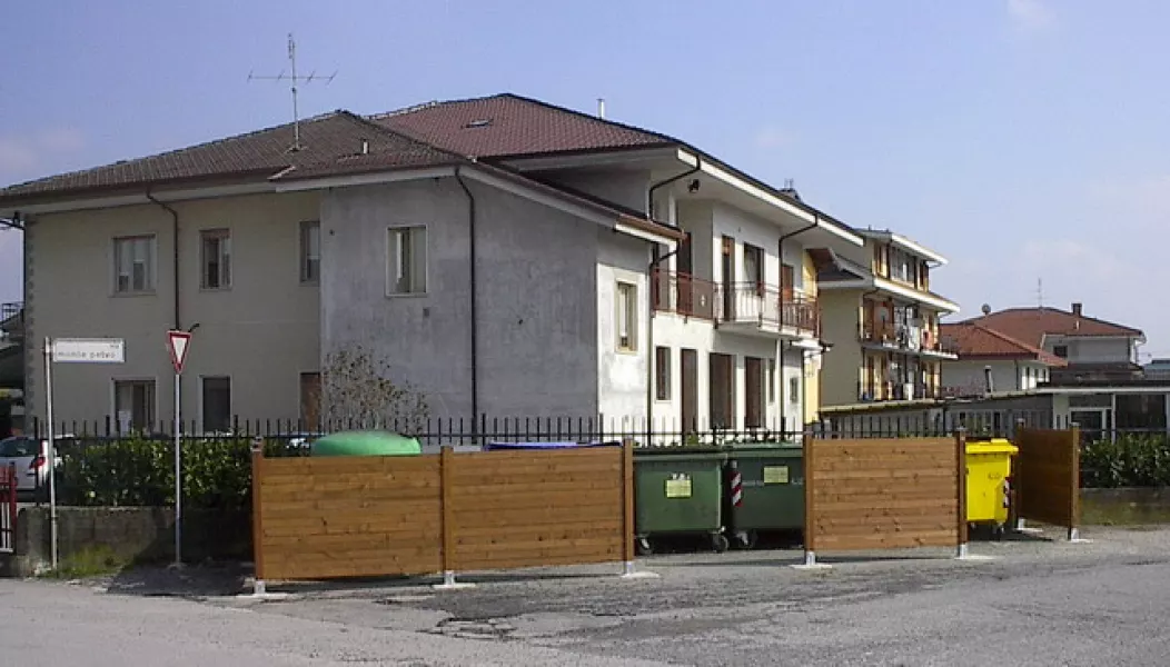 Isola ecologica nella frazione San Chiaffredo