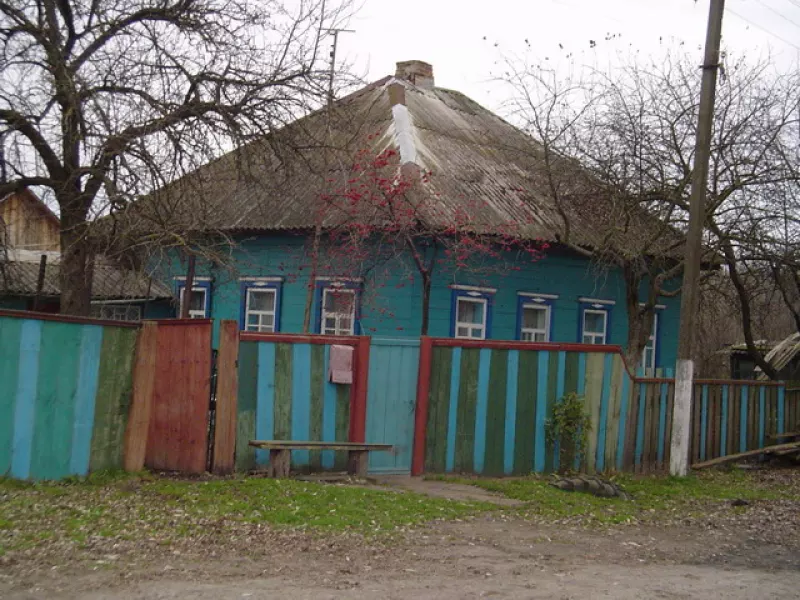 Una casa nel villaggio di Kracavici