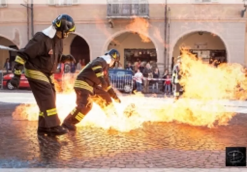 Una simulazione di intervento dei Vigili del Fuoco volontari di Busca