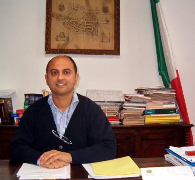 Il sindaco di Busca, Luca Gosso, invita i suoi colleghi cuneesi a partecipare alle giornate del 5 ottobre a Torino e del 21 ottobre a Roma per sostenere la proposta di legge sul 20 % Irpef ai Comuni