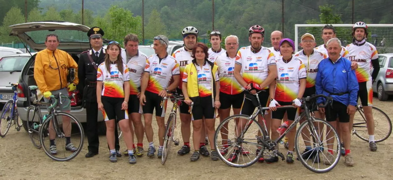 I ciclisti buschesi al cicloraduno di Piasco