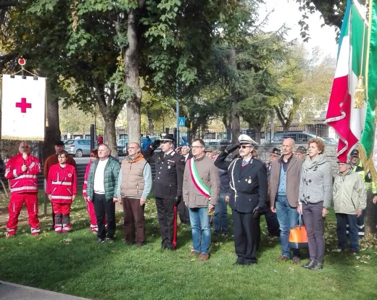 Onore ai Caduti nel parco della Resistenza