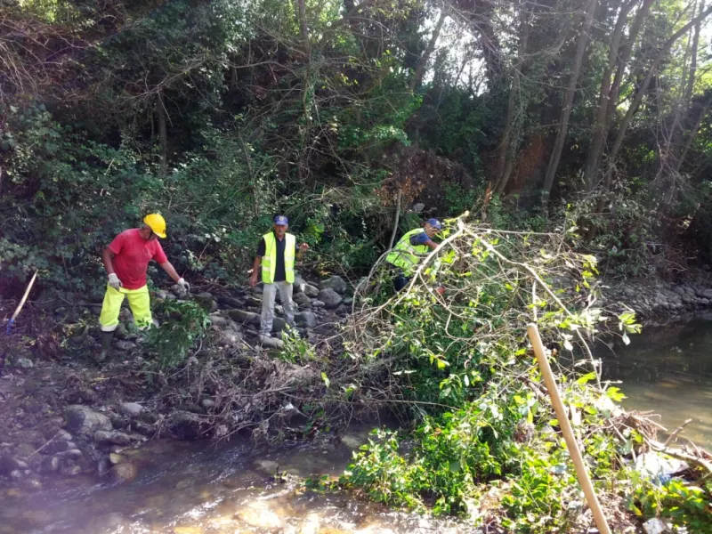 Lavori nel torrente Maira