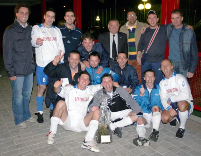 La premiazione della squadra prima classificata, Centro Calor