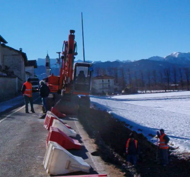 Cantiere aperto da questa mattina in frazione Castelletto