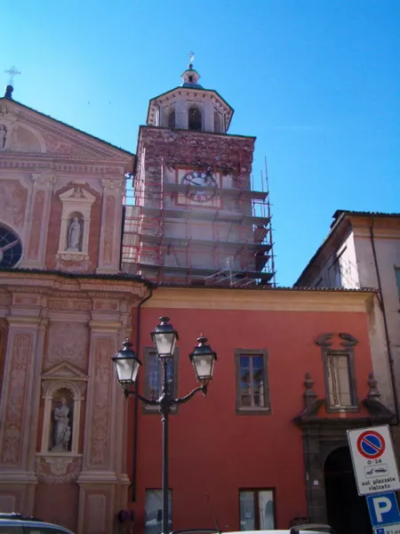 Ultime settimane di lavoro sulle impalcature della torre